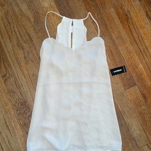 Express scalloped top